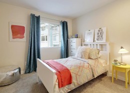 Guest Bedroom - Hidden River Townhomes, Apartments near Juanita Bay, Kirkland, Washington 98034